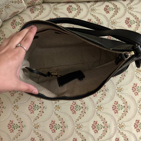 Dooney & Bourke Black Pebble Leather Shoulder Bag / Crossbody Vtg Y2K - Picture 4 of 7